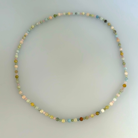 Jade amethyst and many other stones - Picture 1 of 8